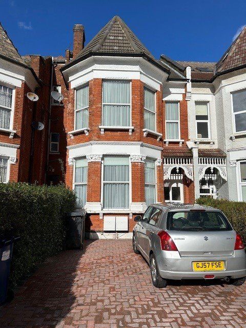 Property photo 1 of 13