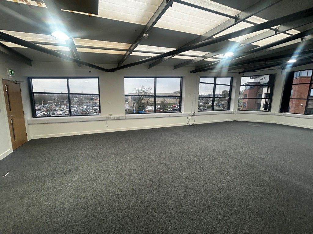 Property photo 2 of 7 Photo 8