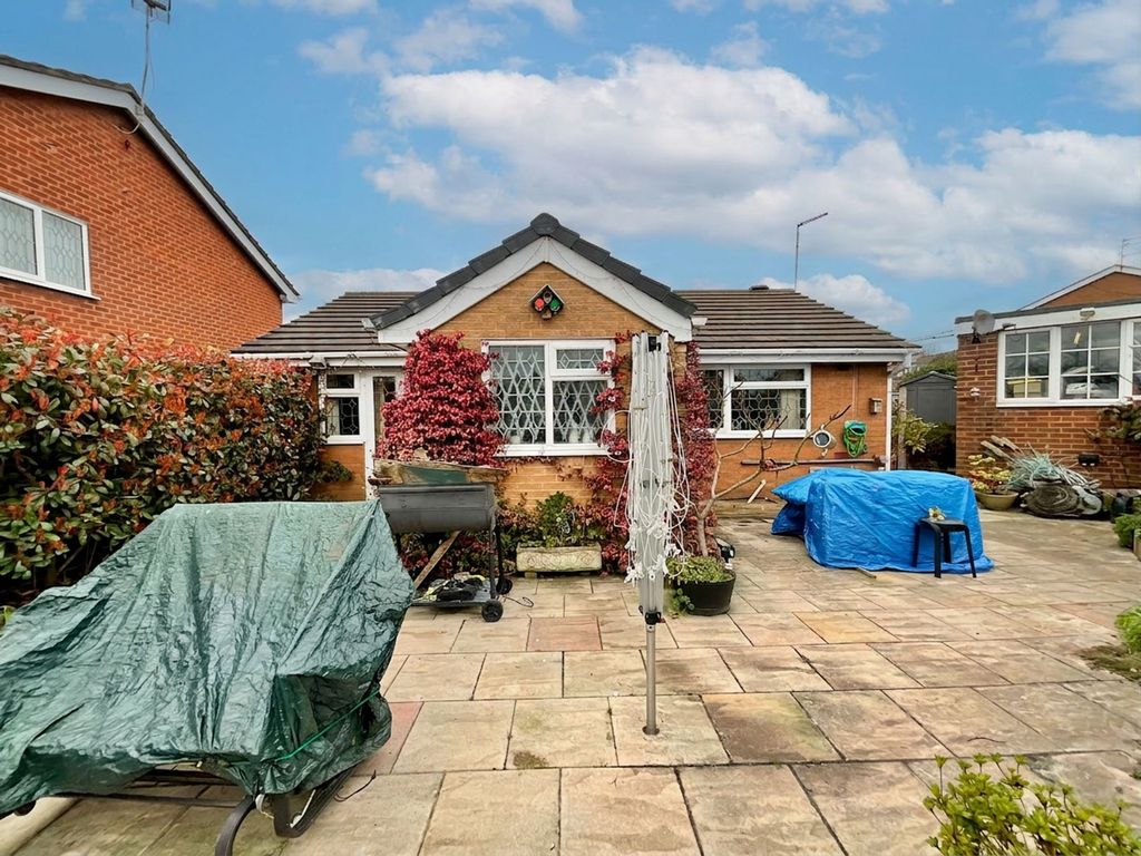 Property photo 2 of 19