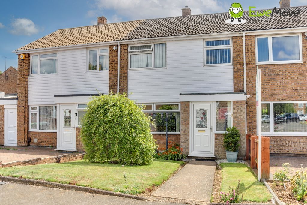 Property photo 1 of 18 Property Front At Seaford Close By Ben Brind @ Ewe