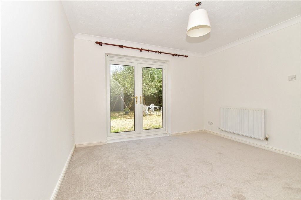 Property photo 3 of 18 Dining Room