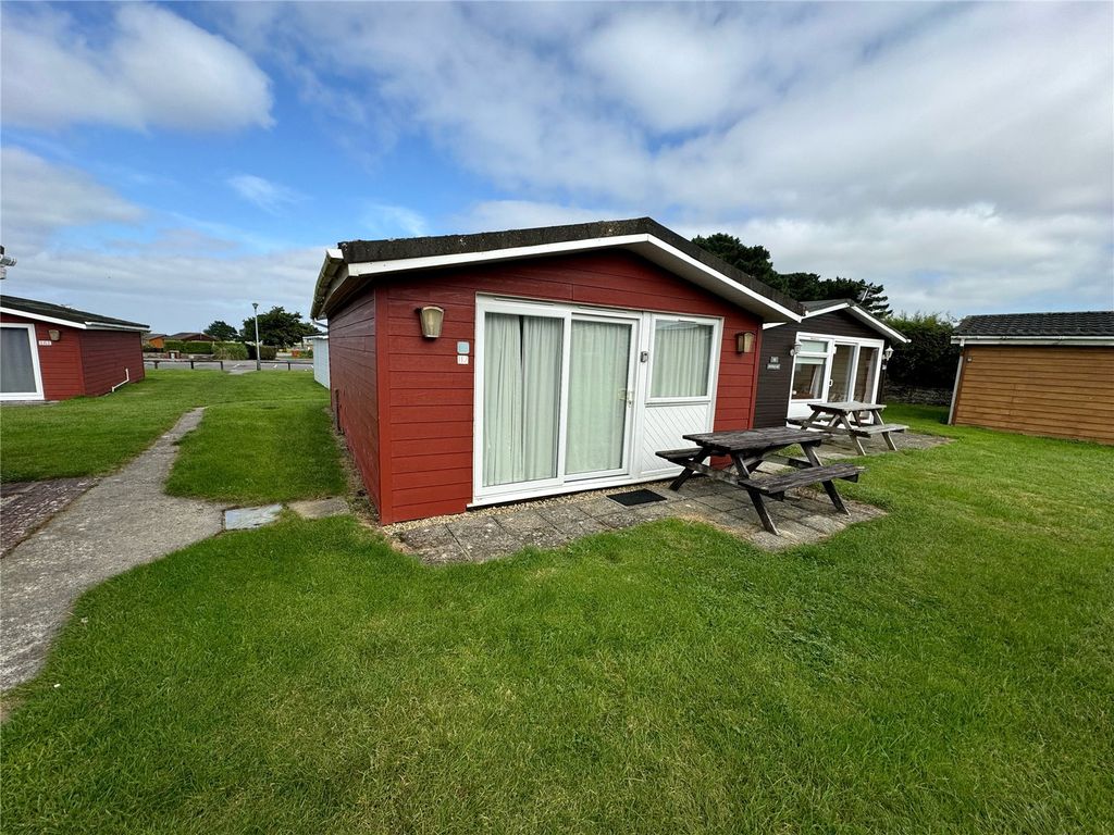 Property photo 1 of 8 Picture No. 06