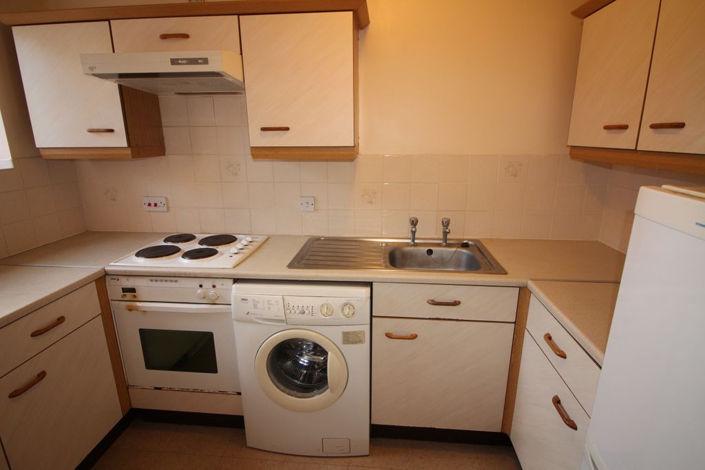 Property photo 2 of 5