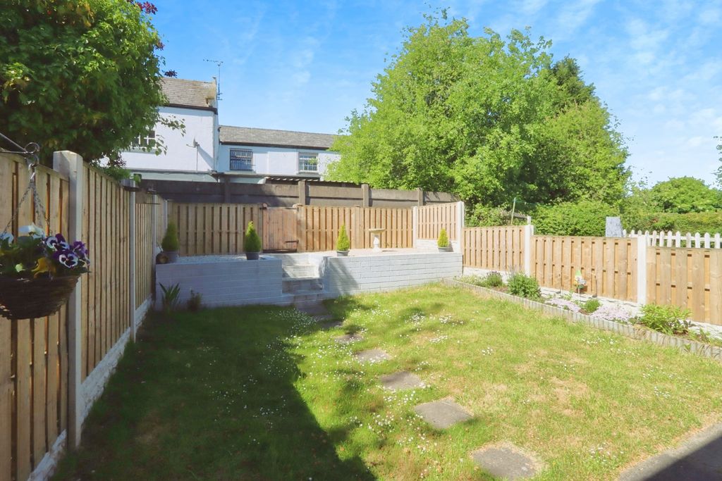 Property photo 1 of 17 Photo