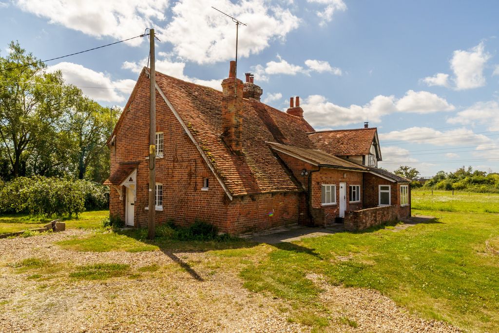Property photo 1 of 23