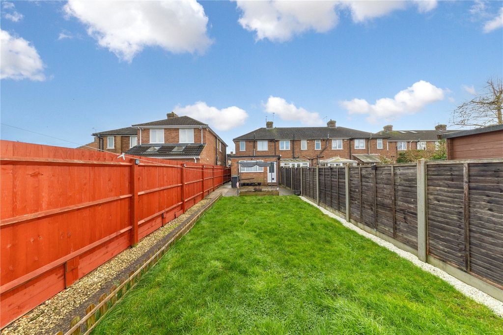 Property photo 2 of 18 Picture No. 17