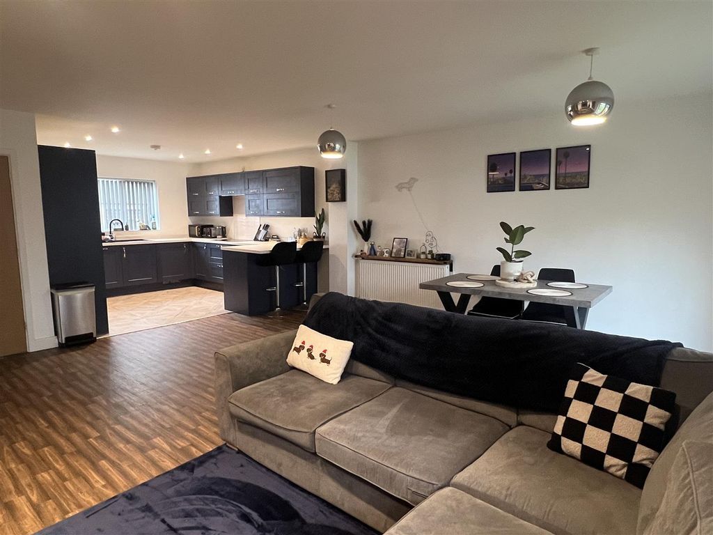 Property photo 3 of 23 Img_4240.Jpg