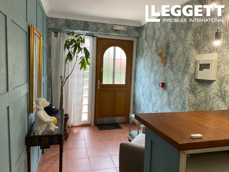 Property photo 3 of 10