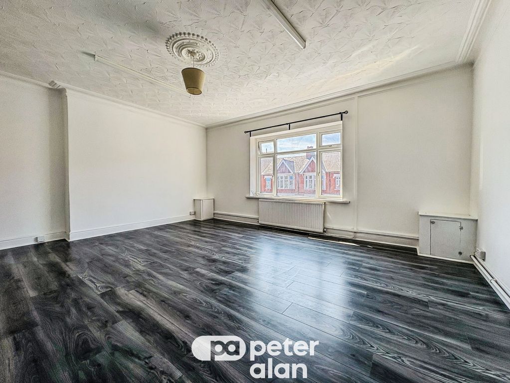 Property photo 2 of 18 Living Room