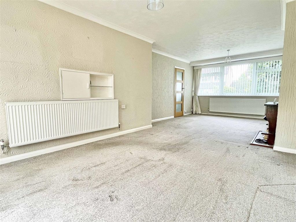 Property photo 2 of 21 Lr2.Jpg