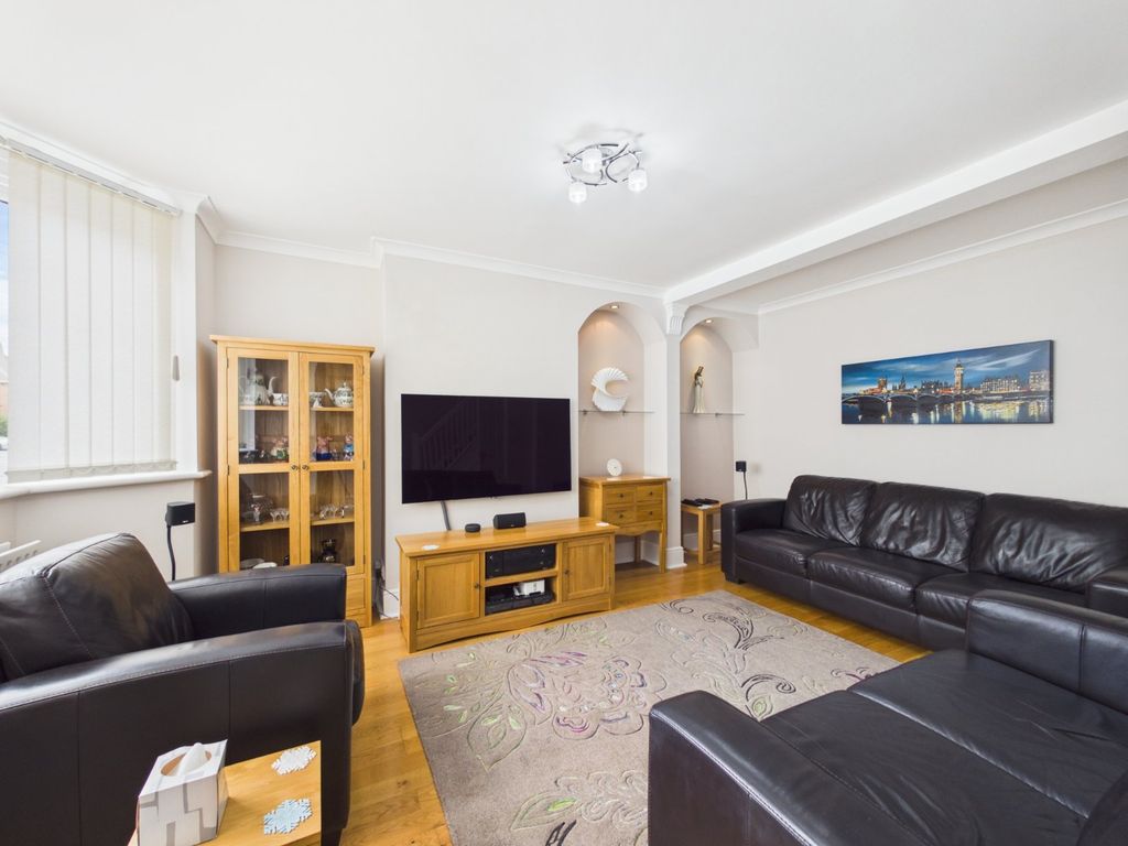 Property photo 2 of 13 Picture No. 07