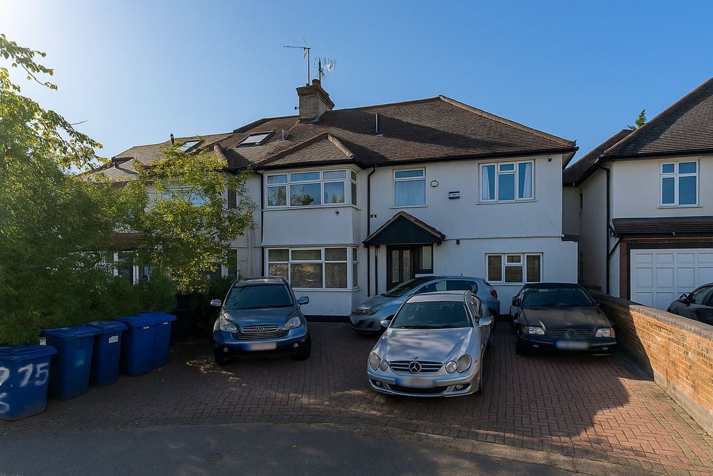 Property photo 1 of 1