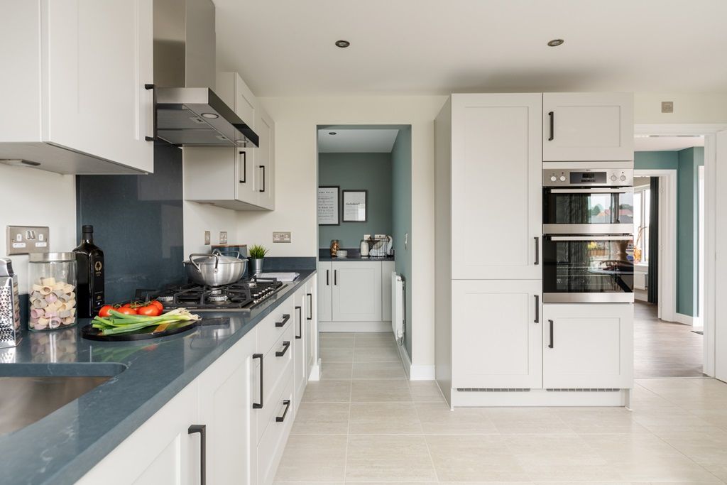 Property photo 1 of 12 Utility Room Off The Kitchen