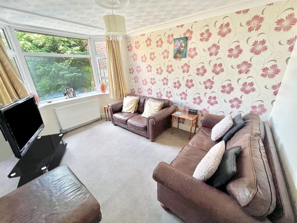 Property photo 2 of 33 Image 2
