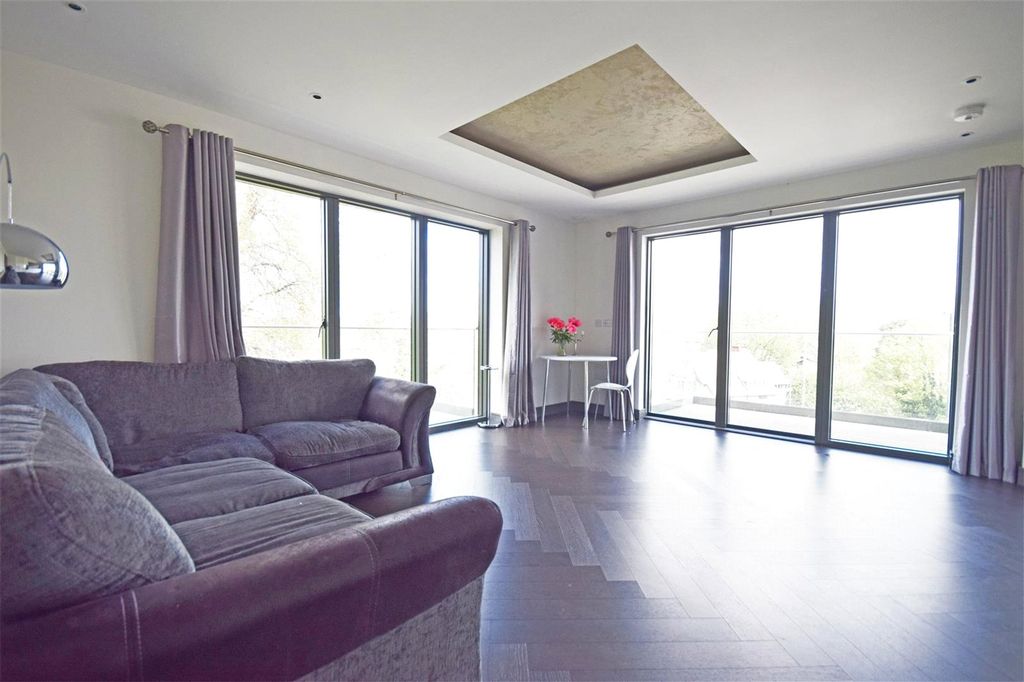 Property photo 2 of 9 Picture No. 03