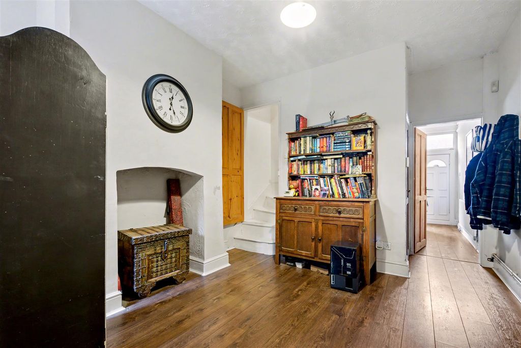 Property photo 3 of 12 Dining Room_2.Jpeg