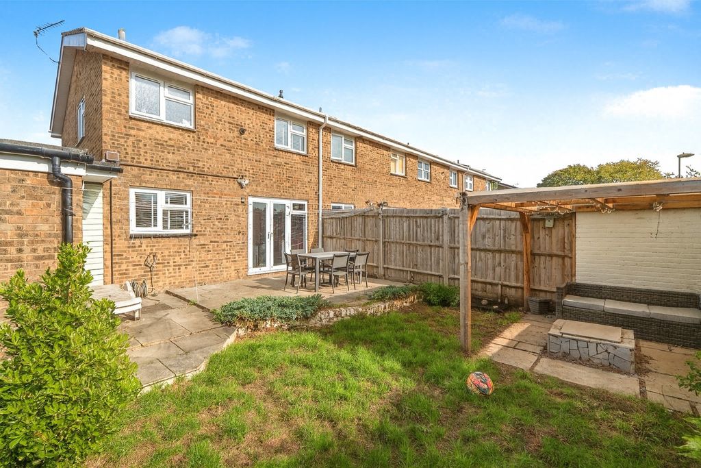 Property photo 1 of 17