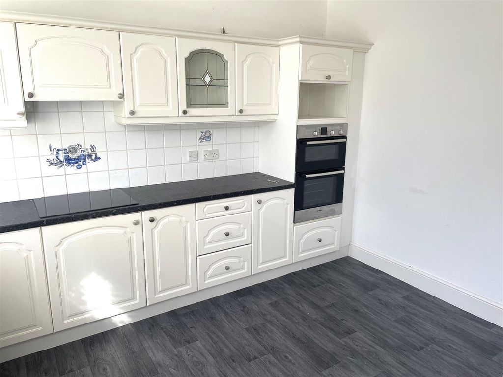 Property photo 2 of 3 Img_8103.Jpg