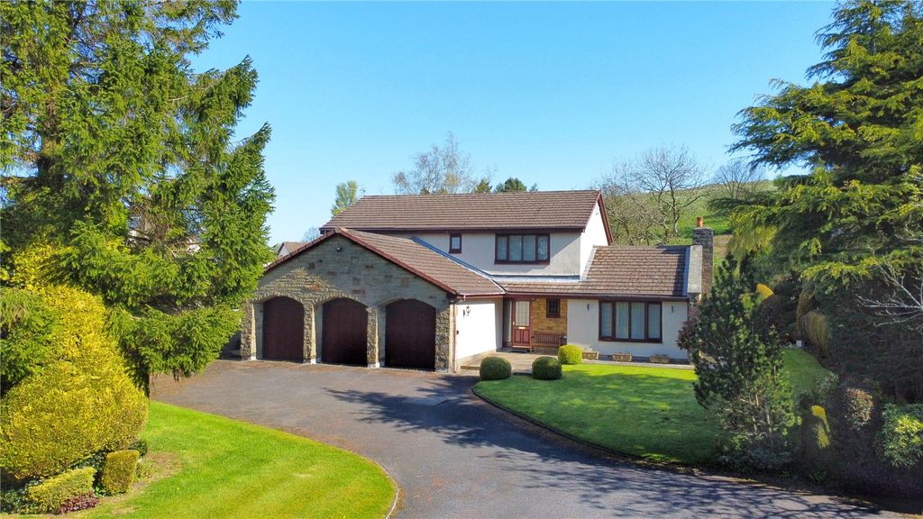 Property photo 1 of 34 Picture No. 52