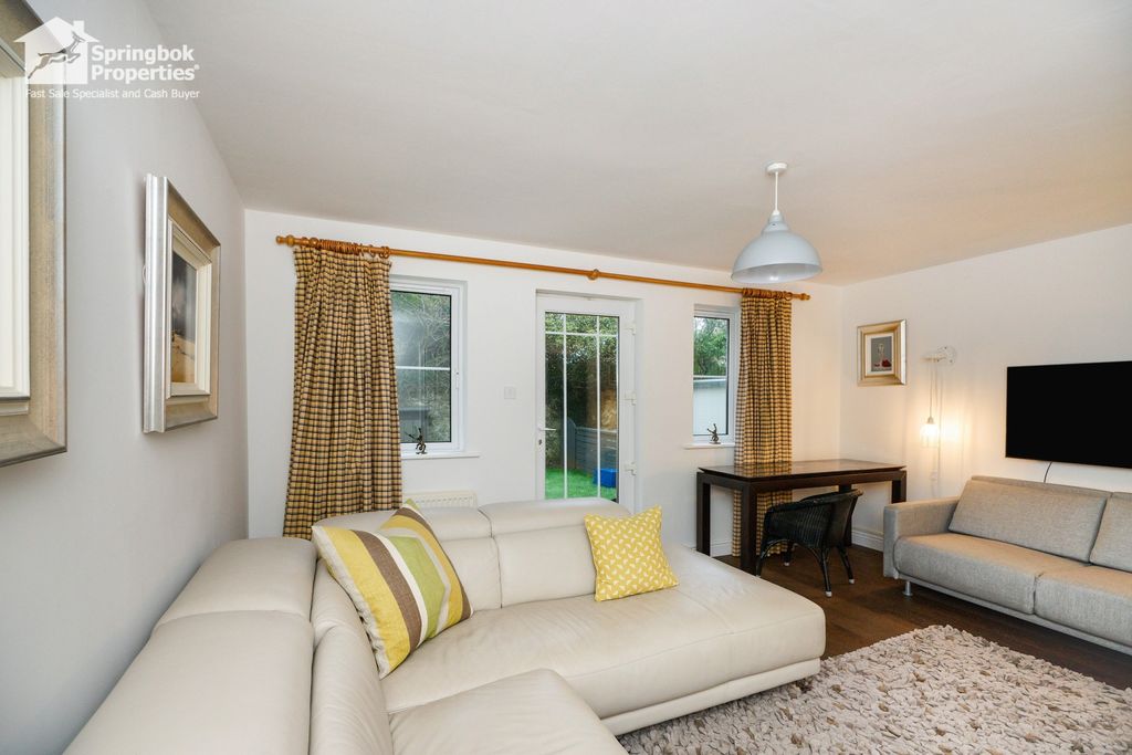 Property photo 3 of 14 Image 2