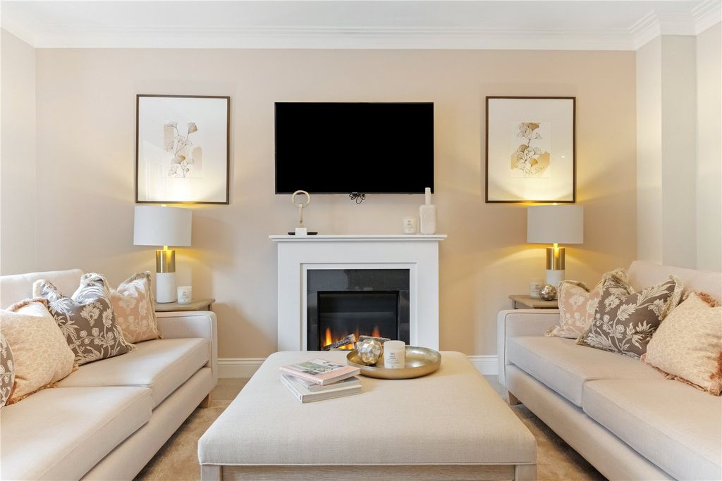 Property photo 3 of 17 Picture No. 22