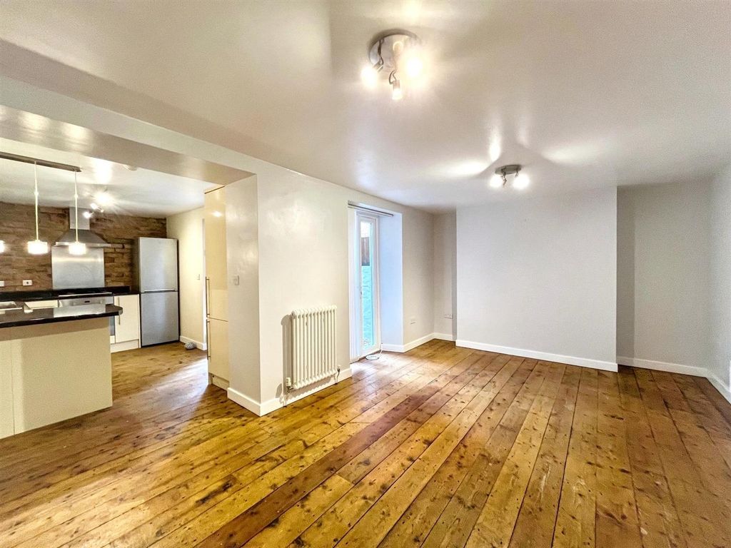 Property photo 3 of 12 Img_3747.Jpg