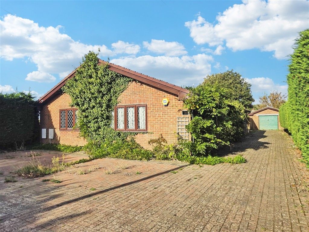 Property photo 1 of 9 Front
