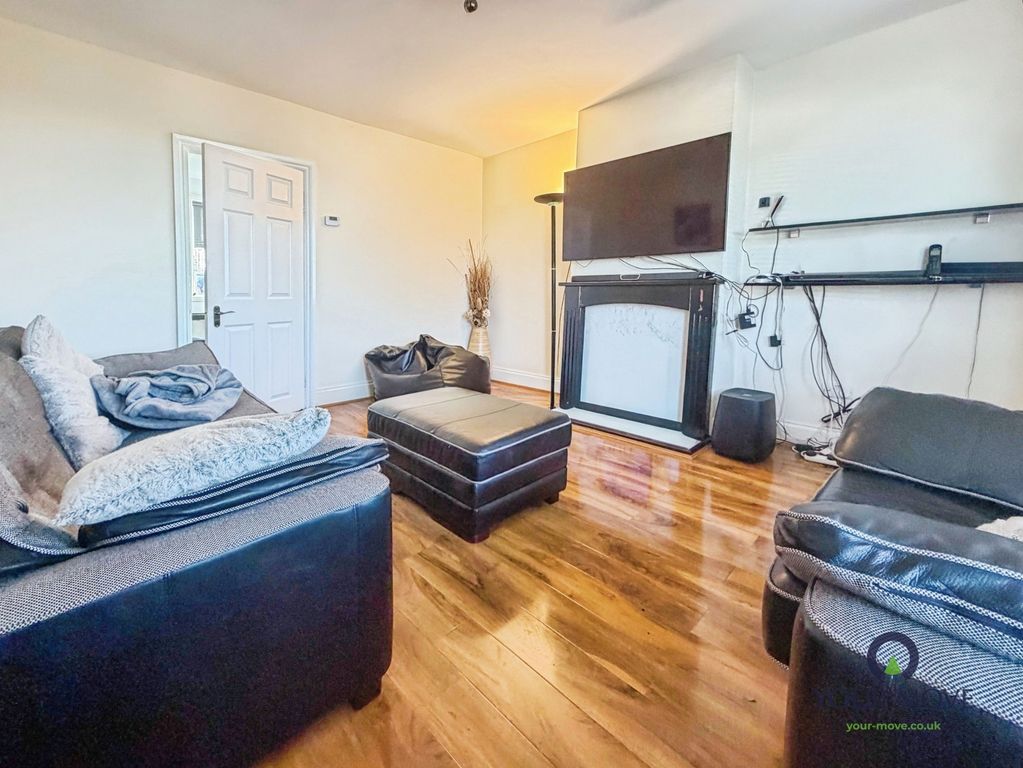 Property photo 3 of 14 Pbox-Img.Jpg