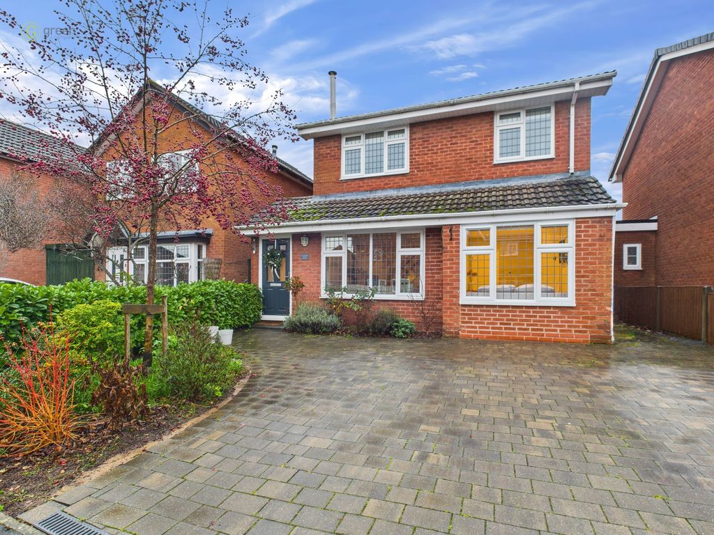 Property photo 1 of 34