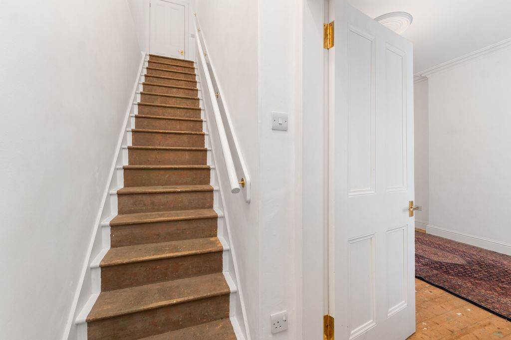 Property photo 2 of 31 Property Image 2