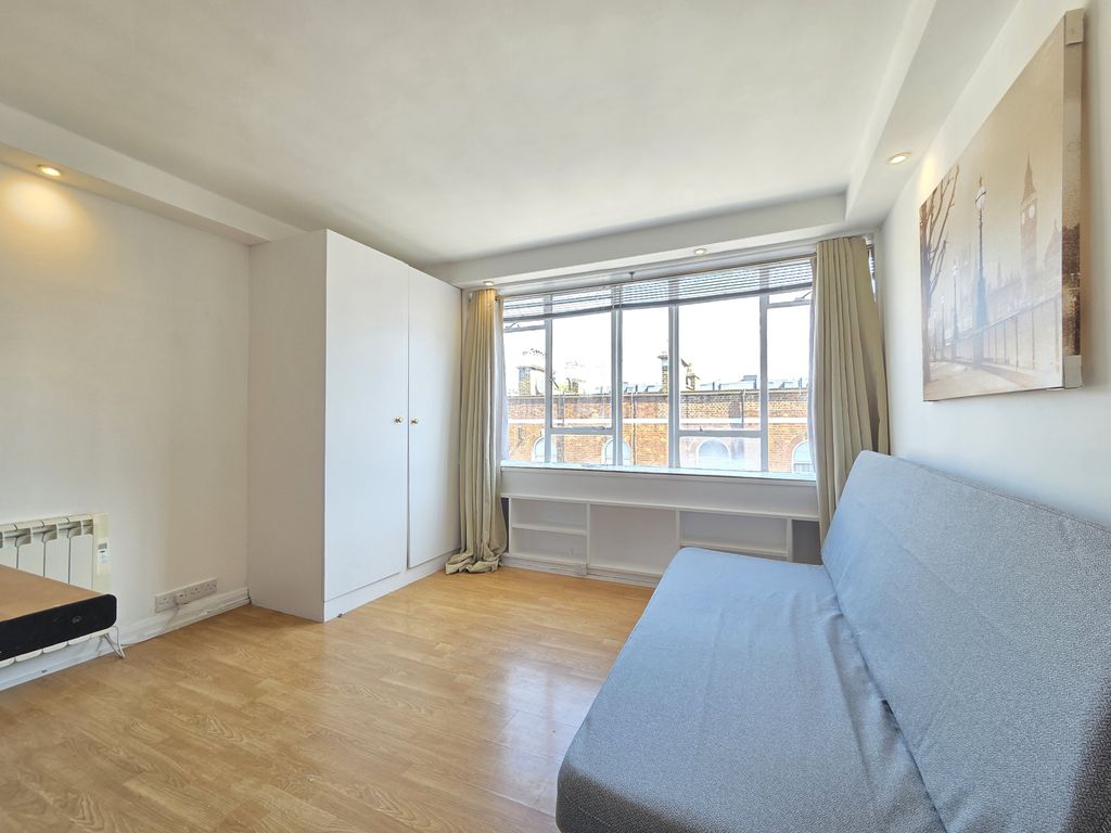 Property photo 1 of 5 Craven Terrace, W21