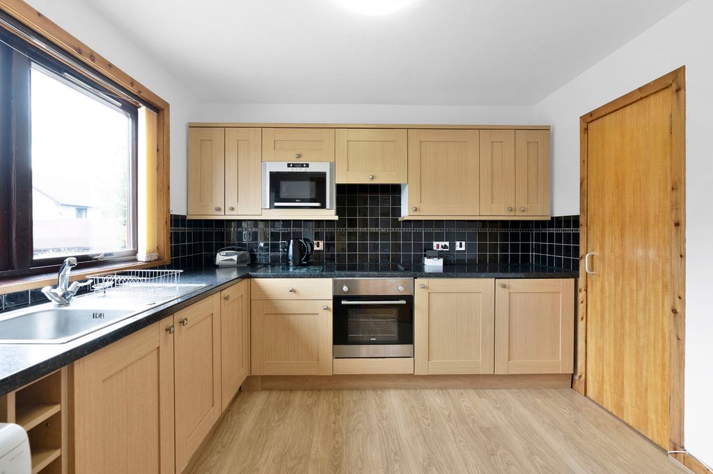 Property photo 3 of 13 Property Image 3