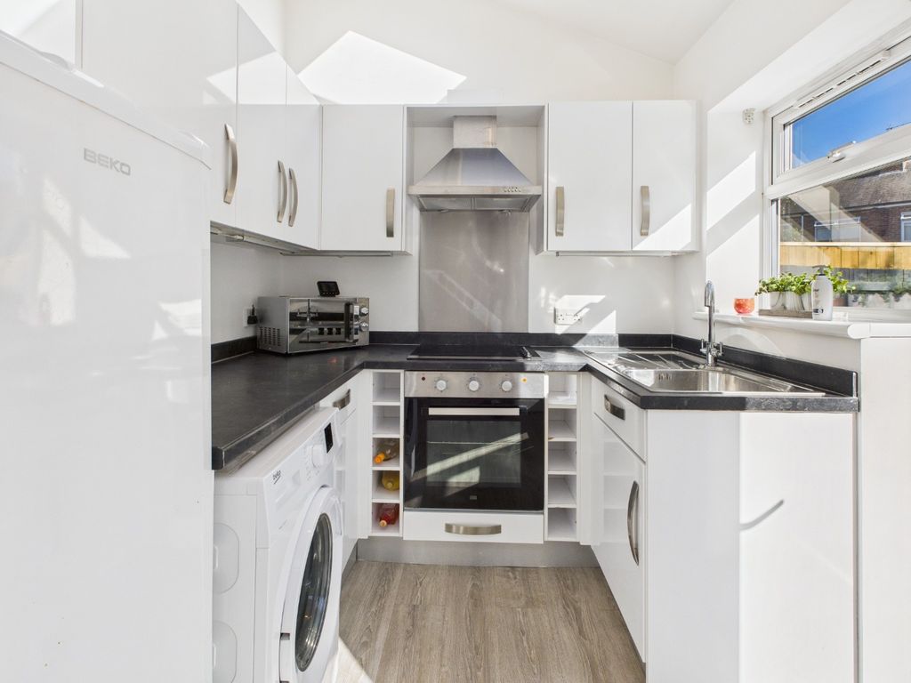 Property photo 2 of 16 4538985