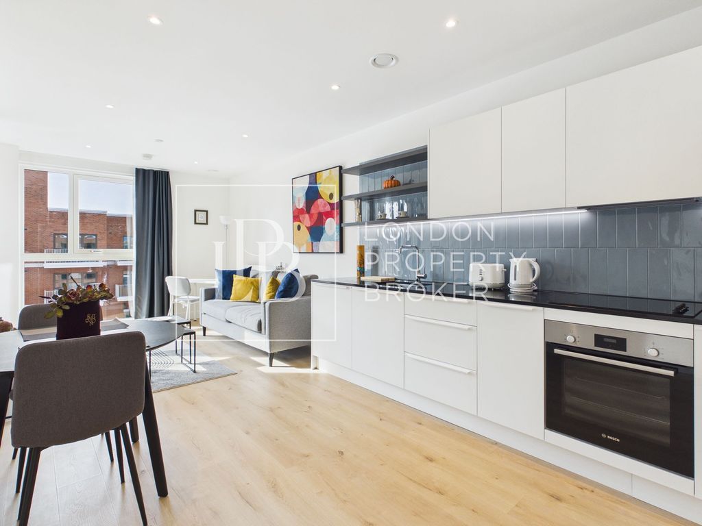 Property photo 1 of 10