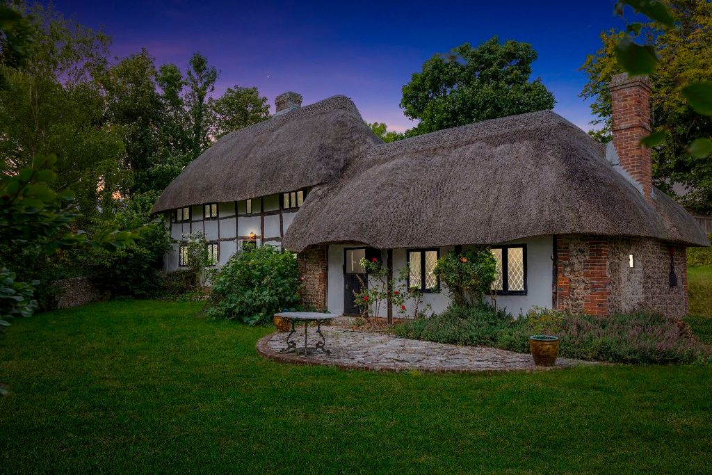 Property photo 1 of 18