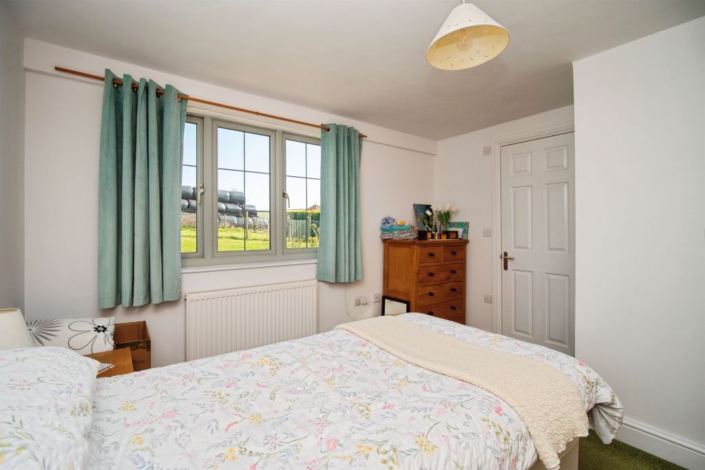 Property photo 3 of 22