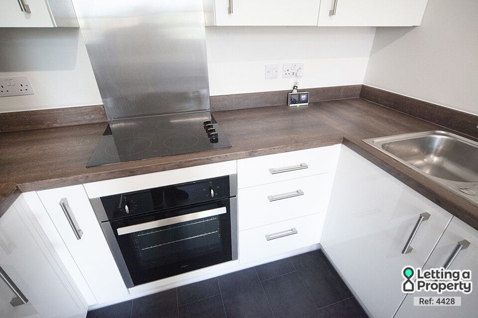 Property photo 3 of 13