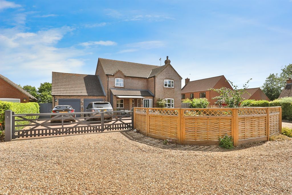 Property photo 1 of 22