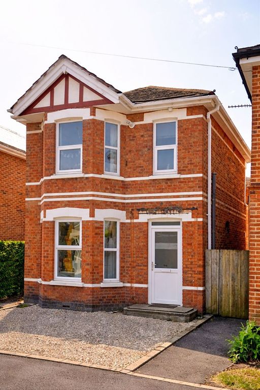 Property photo 1 of 16 Photo 16