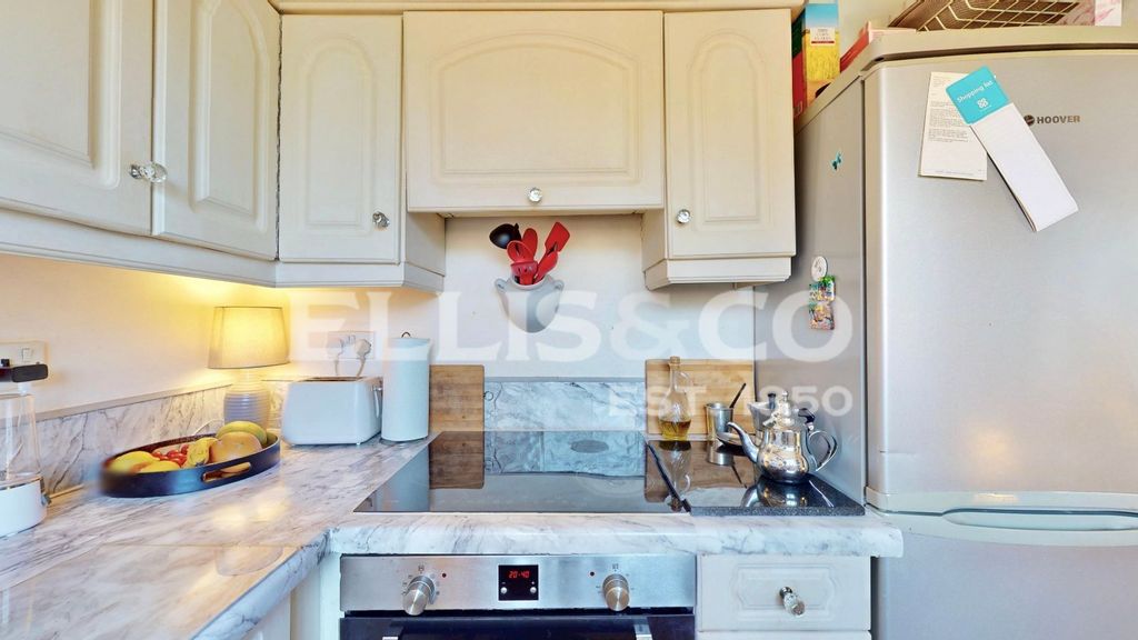 Property photo 3 of 19 Picture No. 03