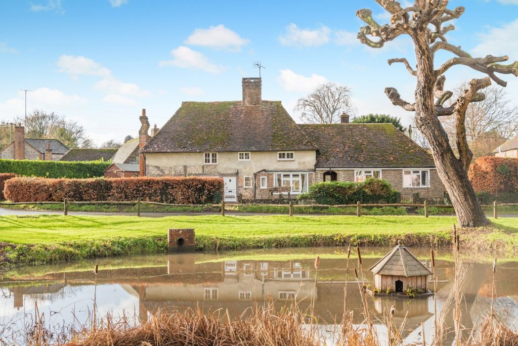 Property photo 1 of 16 Picture No. 02