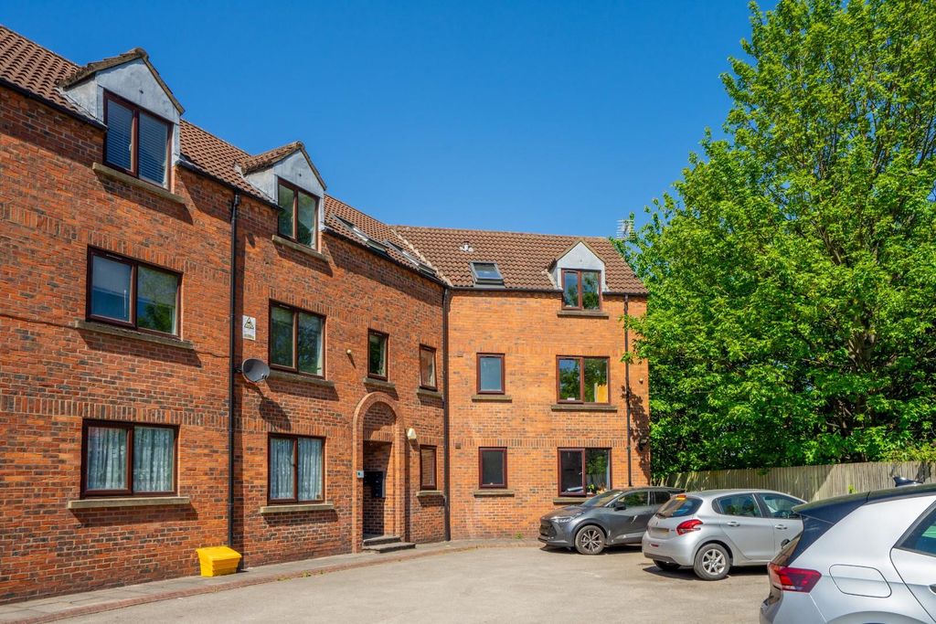 Property photo 1 of 7 145l-11.Jpg
