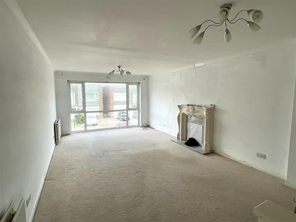 Property photo 2 of 8 Img_7222.Jpg