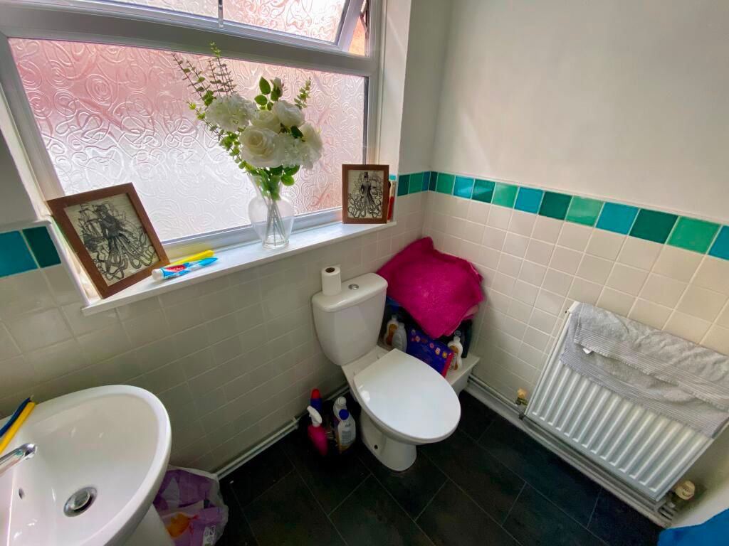 Property photo 3 of 12