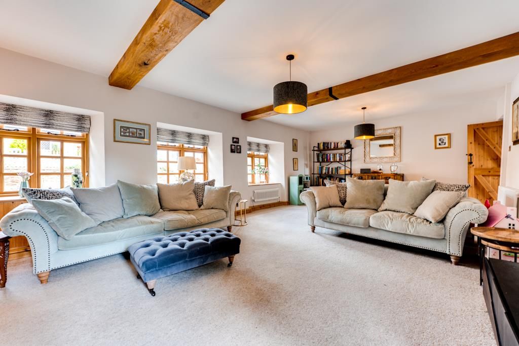 Property photo 2 of 36 32 Church Street, Broughton-45.Jpg