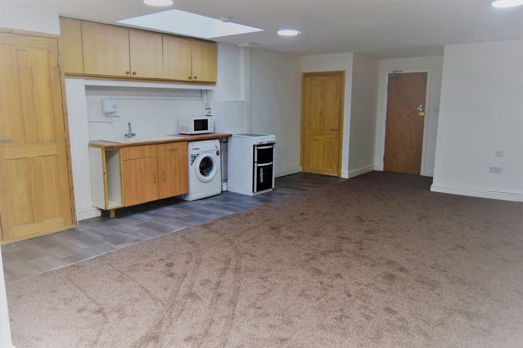 Property photo 2 of 4