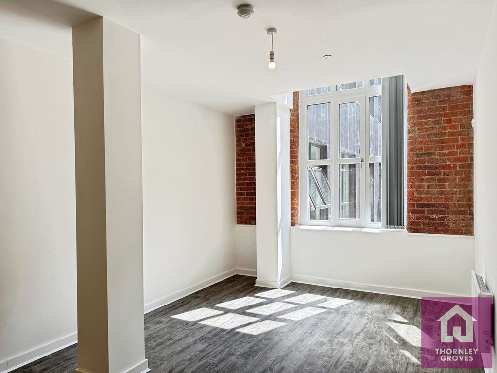 Property photo 1 of 19 Pbox-Img.Jpg