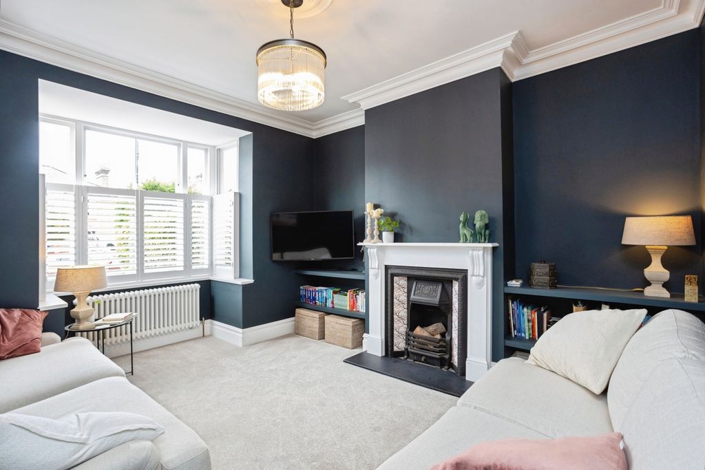 Property photo 3 of 20 Pbox-Img.Jpg