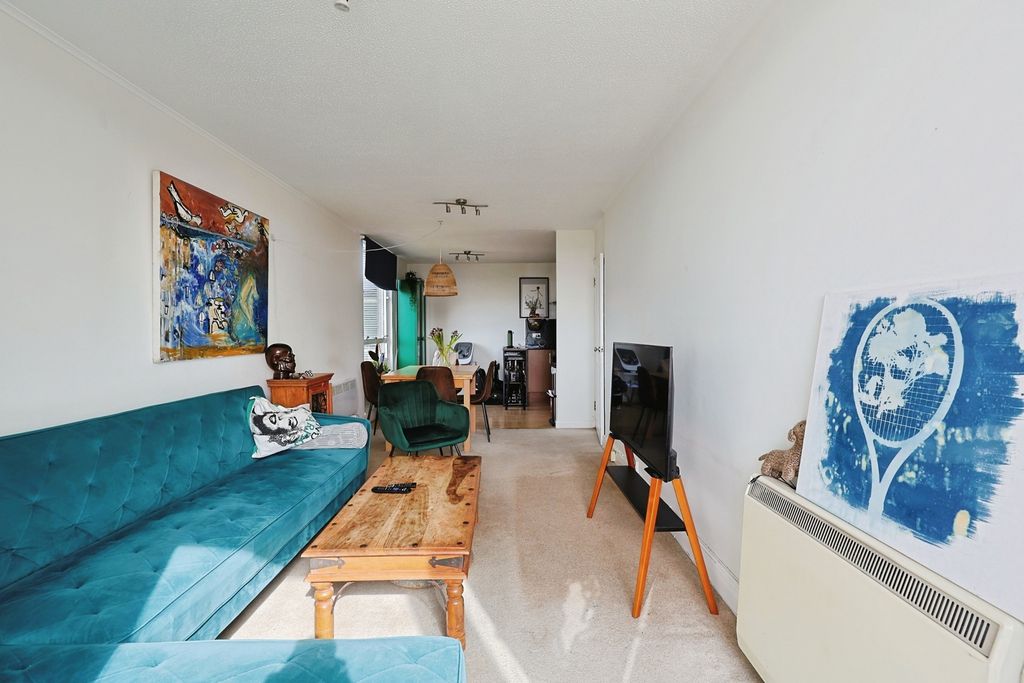 Property photo 1 of 19 Pbox-Img.Jpg