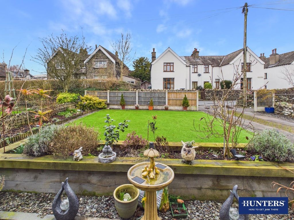 Property photo 2 of 22 Gardens